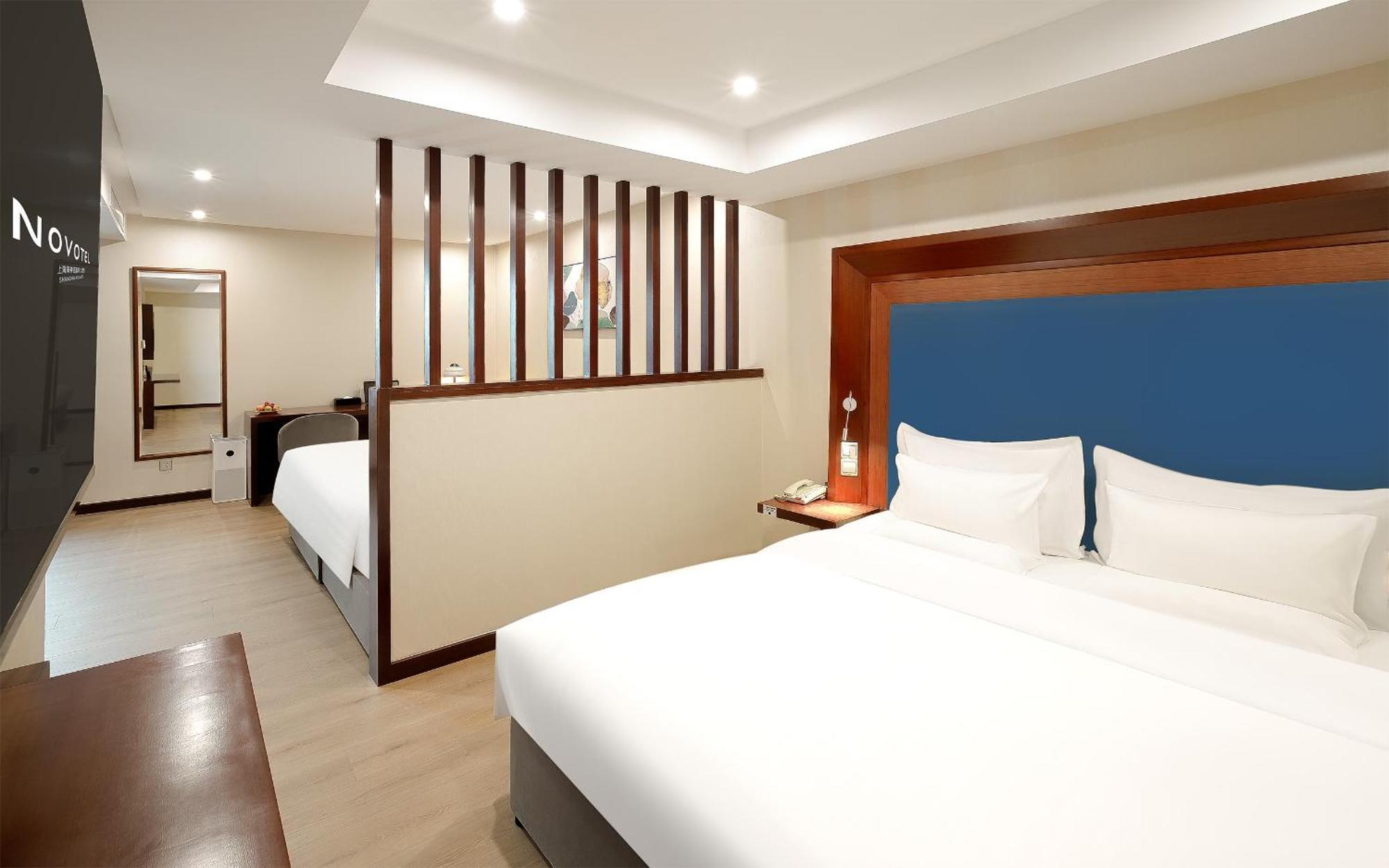 Novotel Atlantis Shanghai - Breakfast In The Clouds With River View In The Revolving Restaurant & 24Hours Free Self-Laundry Kültér fotó